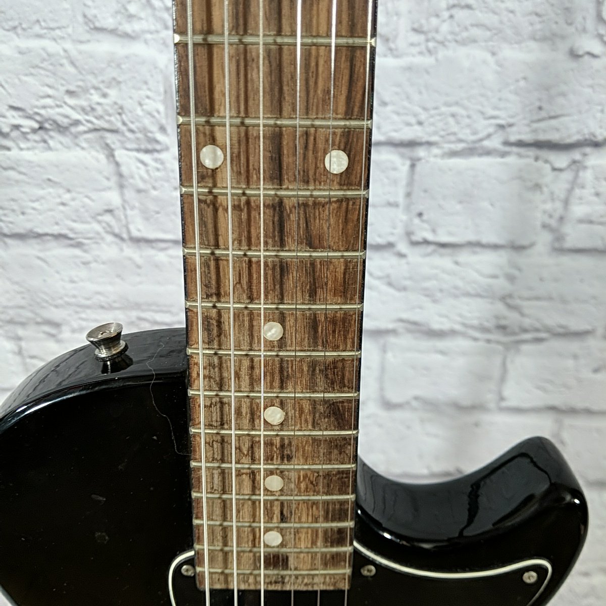 Maestro by Gibson Les Paul Electric Guitar - Evolution Music