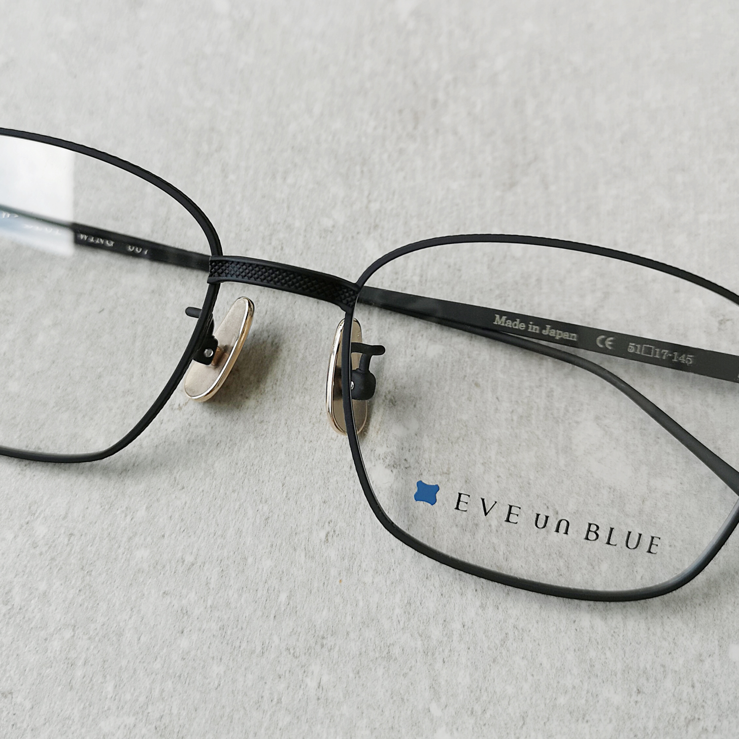 WING-007 | EVE un BLUE (イヴ アン ブルー)