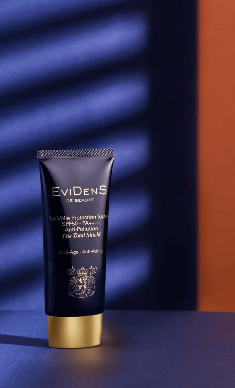 エヴィドンスボーテ ルヴォワル プロテクショントータル SPF50 PA++++