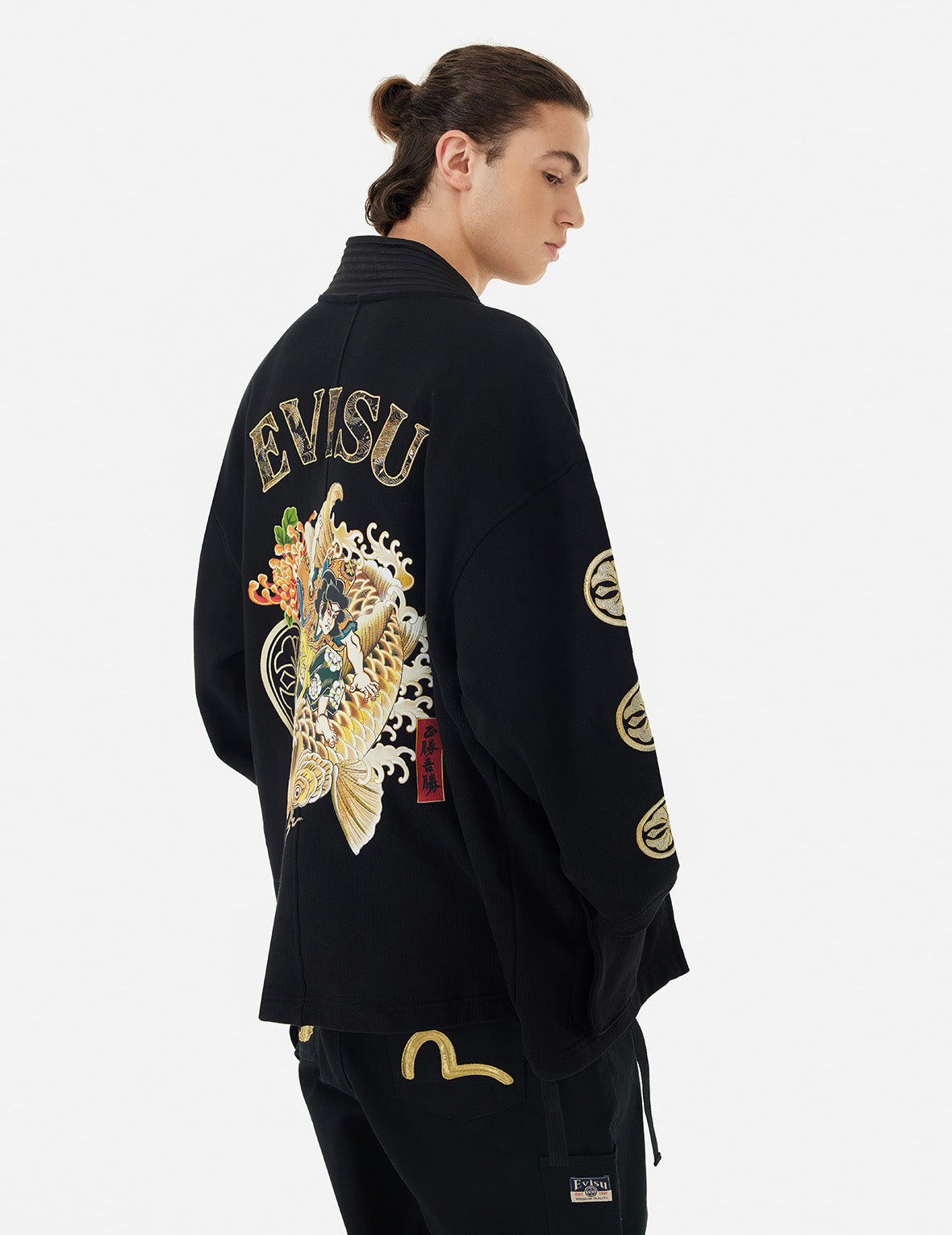 マルチ刺繍とプリント ルーズフィット 着物ジャケット – EVISU