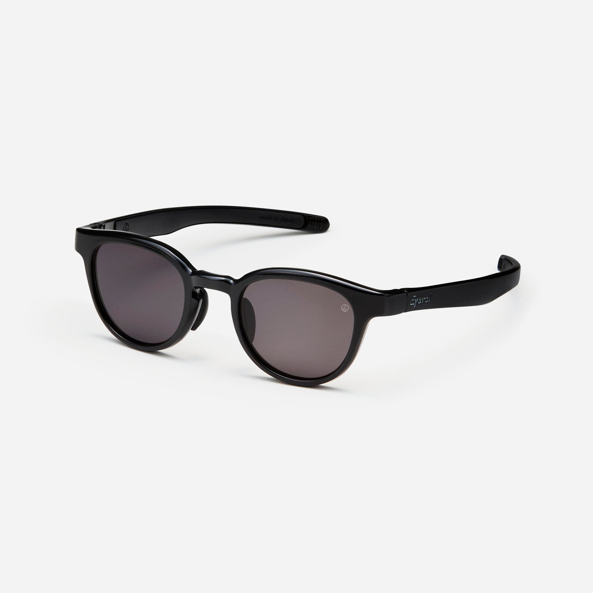 LEIFER III (47) BK-DG-DK.GRY｜サングラスのEyevol（アイヴォル）公式