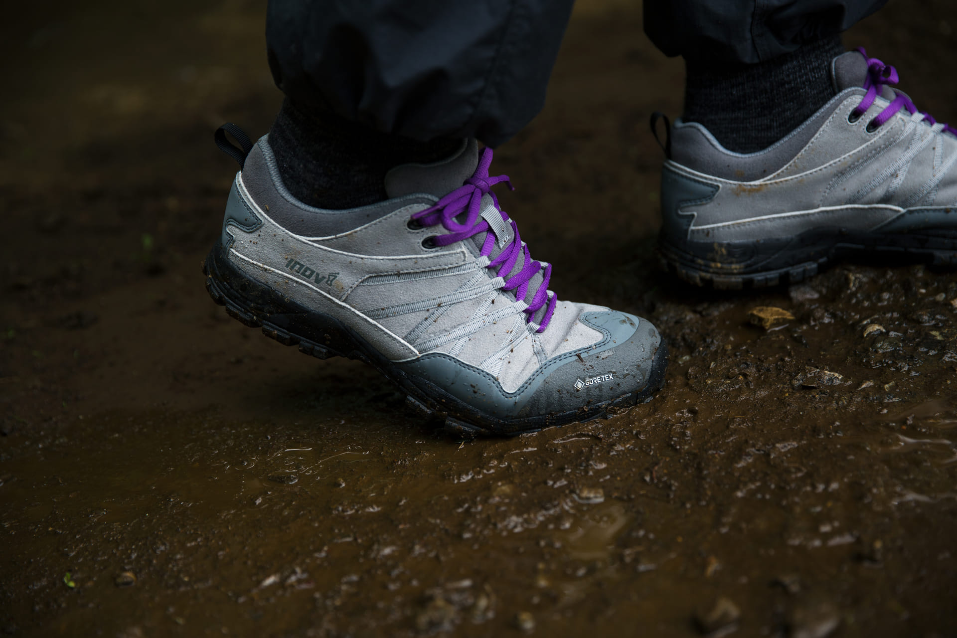 inov-8とPilgrim Surf＋Supplyがコラボレーション、マルチに使える軽量