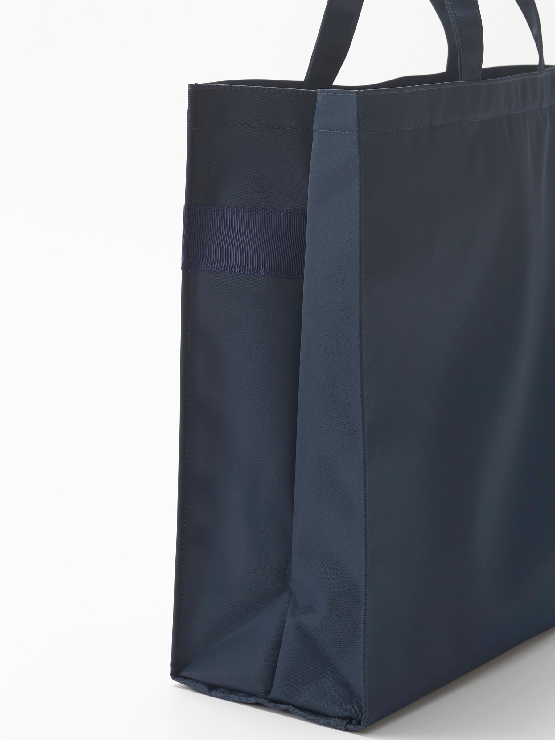 バッグ｜ファミリア公式オンラインショップ | ファミリア公式サイト