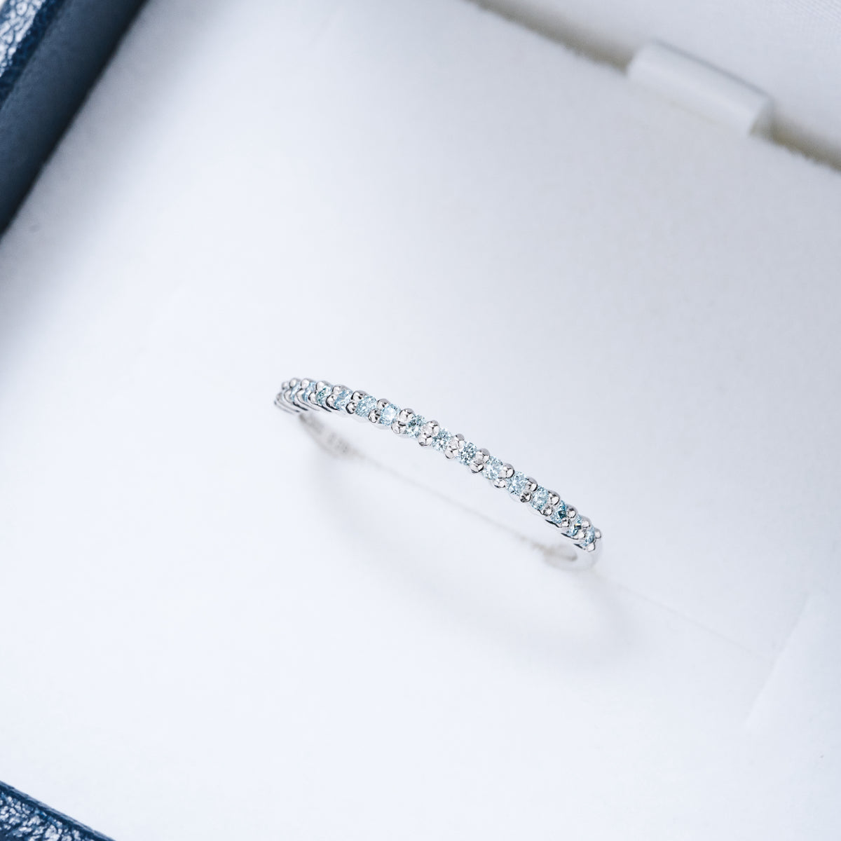 エタニティリング 0.09ct PT900 プラチナ アイスブルーダイヤモンド