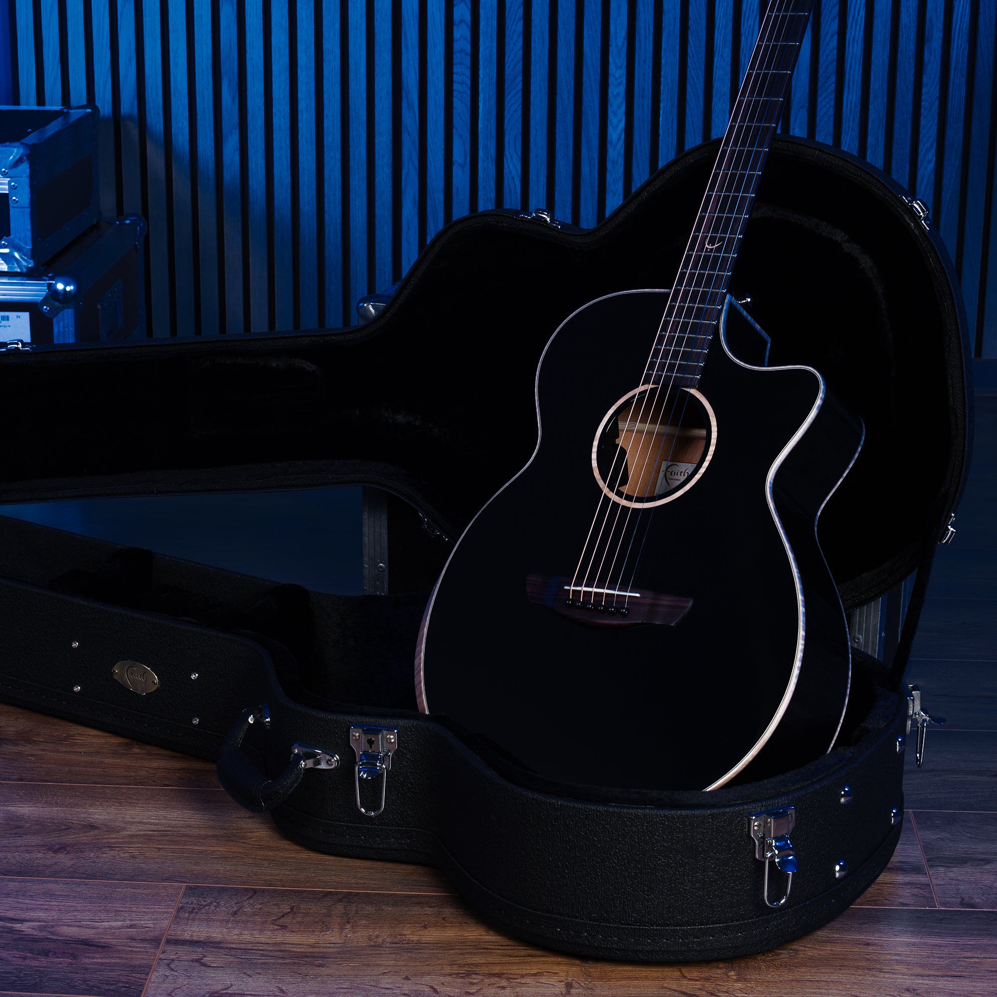 Faith Eclipse Venus Cutaway Electro FVEC | Handmade Acoustic