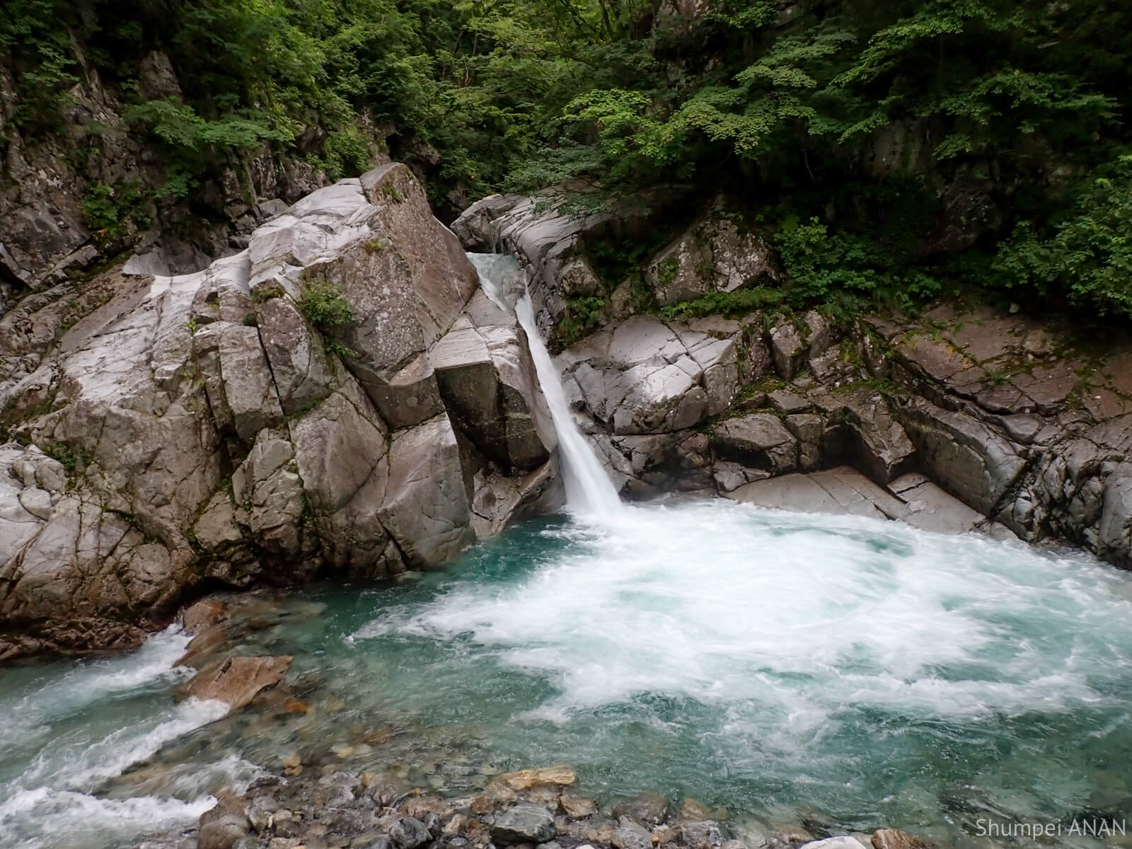 朝日連峰 荒川・東俣沢 – ポムチム