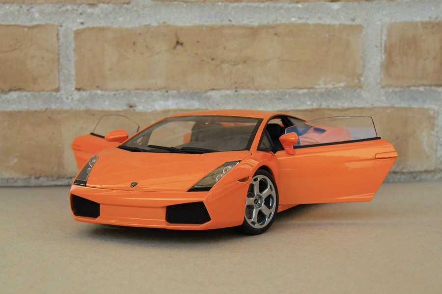 AUTOart 1:18 Lamborghini Gallardo '03 (orange) | DiecastXchange Forum