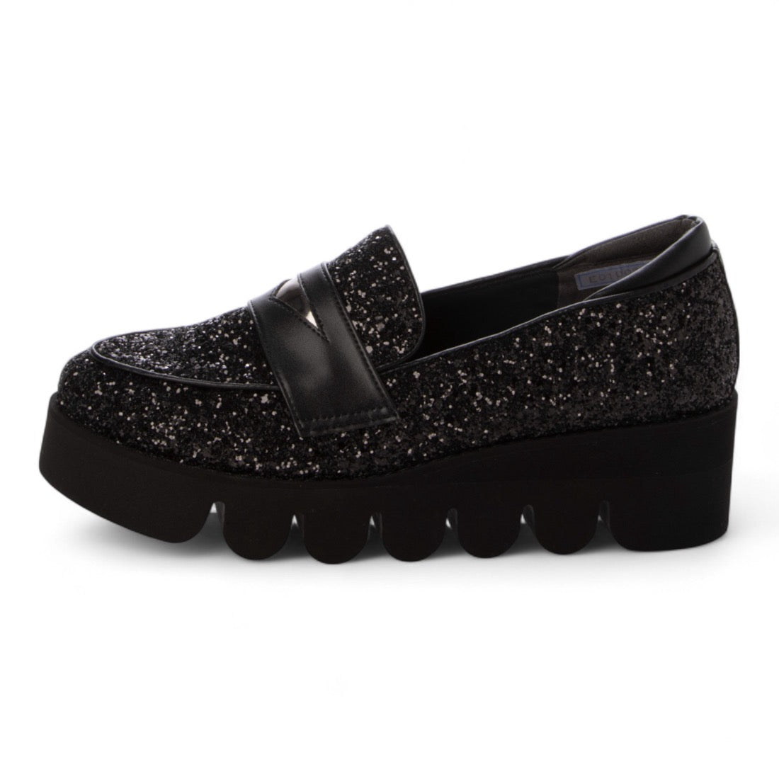 ヒルズアヴェニュー HILLS AVENUE ナイジェル