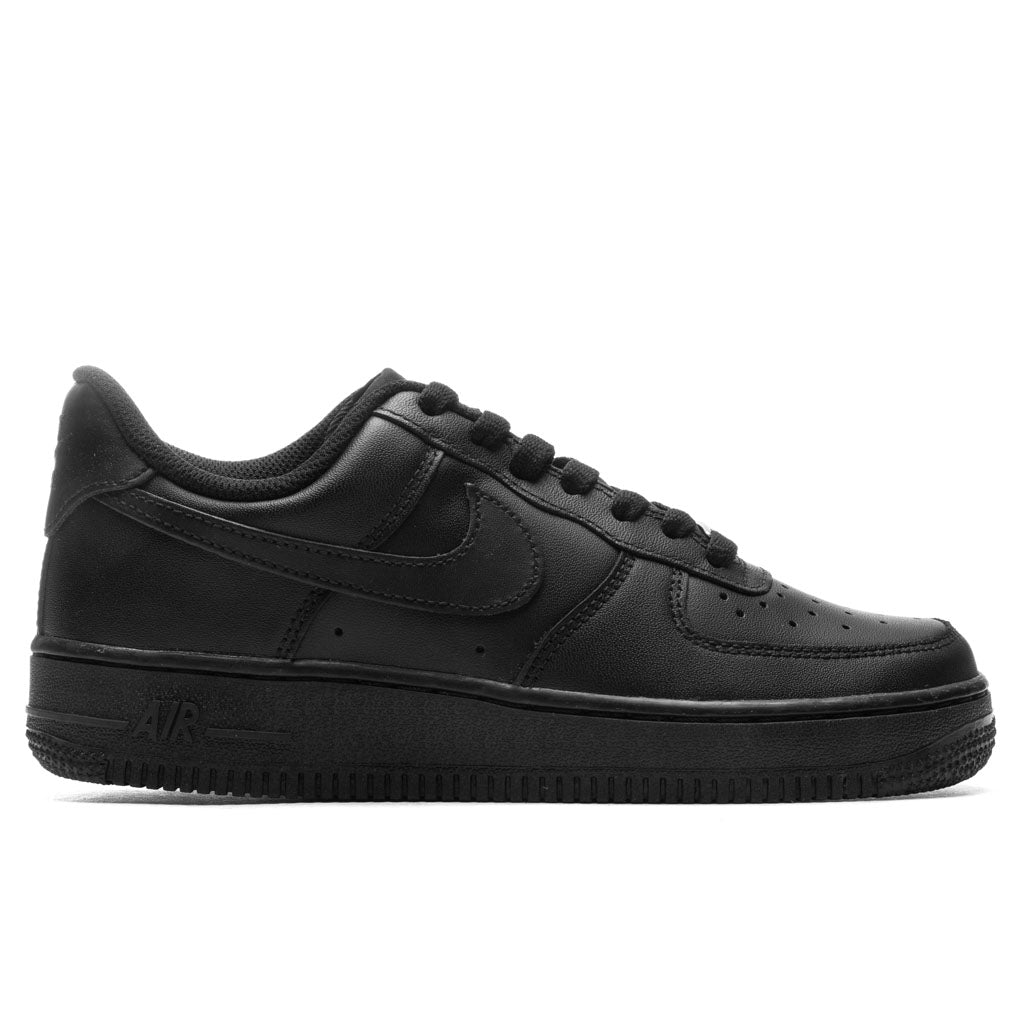 Women's Air Force 1 '07 - Triple Black – Feature