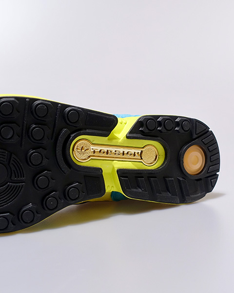 adidas Originals ZX8000 JC & MT “CONSORTIUM” | 特集ページ Features