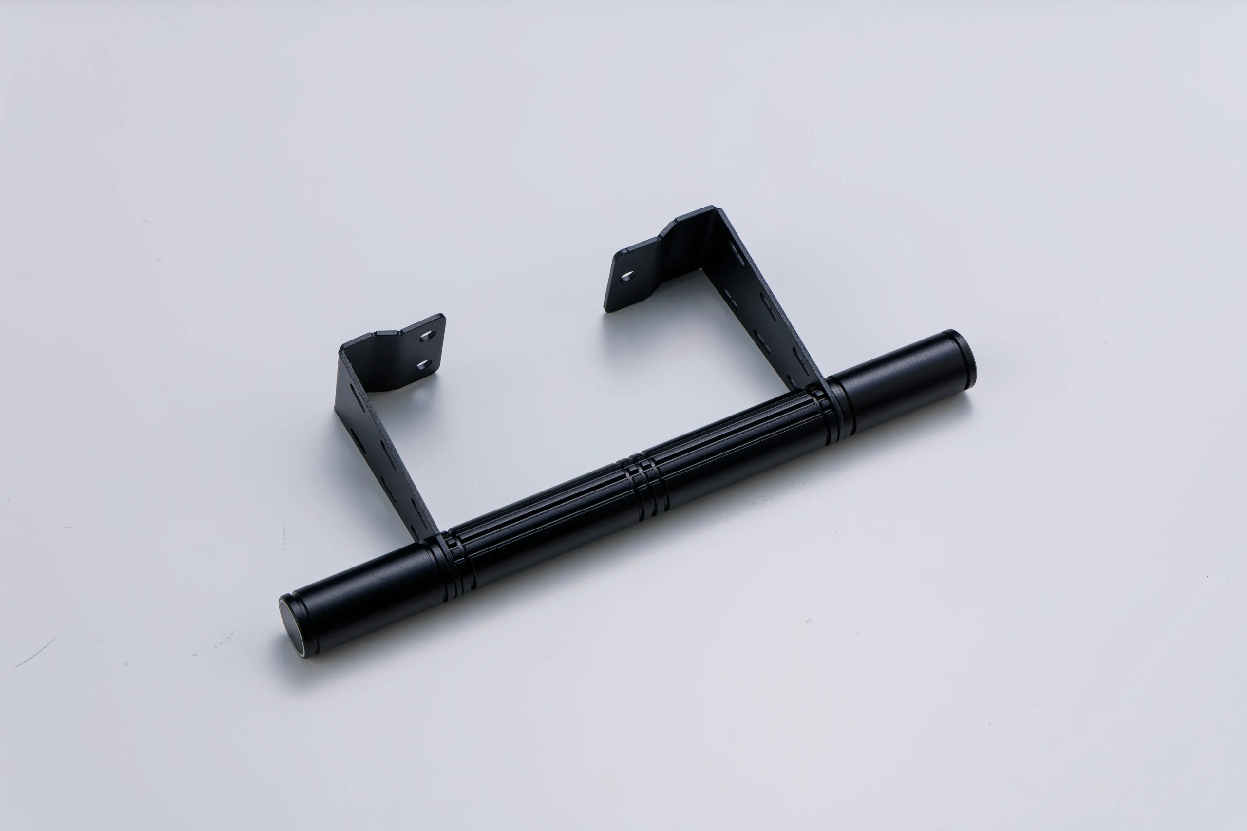 ハイエース リアゲート開閉アシストグリップ | HEARTS | ハーツ 公式サイト