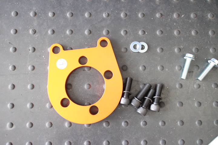 30プリウス リアキャンバープレート 爪折り作業 - カー用品持込