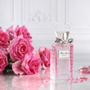 Miss Dior Rose N'Roses Dior 香水- 一款2020年女用香水