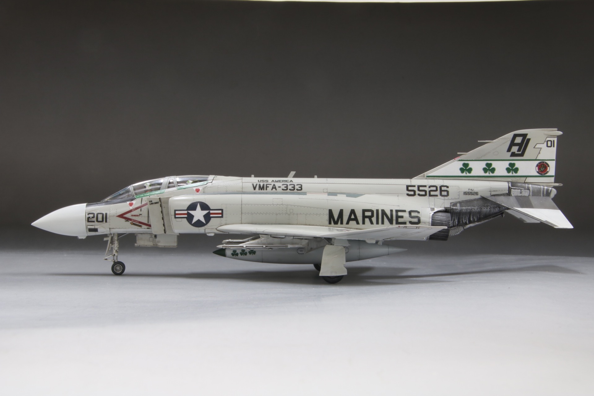 ファインモールド 1/72 F-4J海兵隊【限定品】