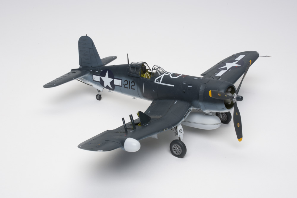 Magic Factory 1/48 scale F4U-1A/2 Corsair Dual Combo plastic model