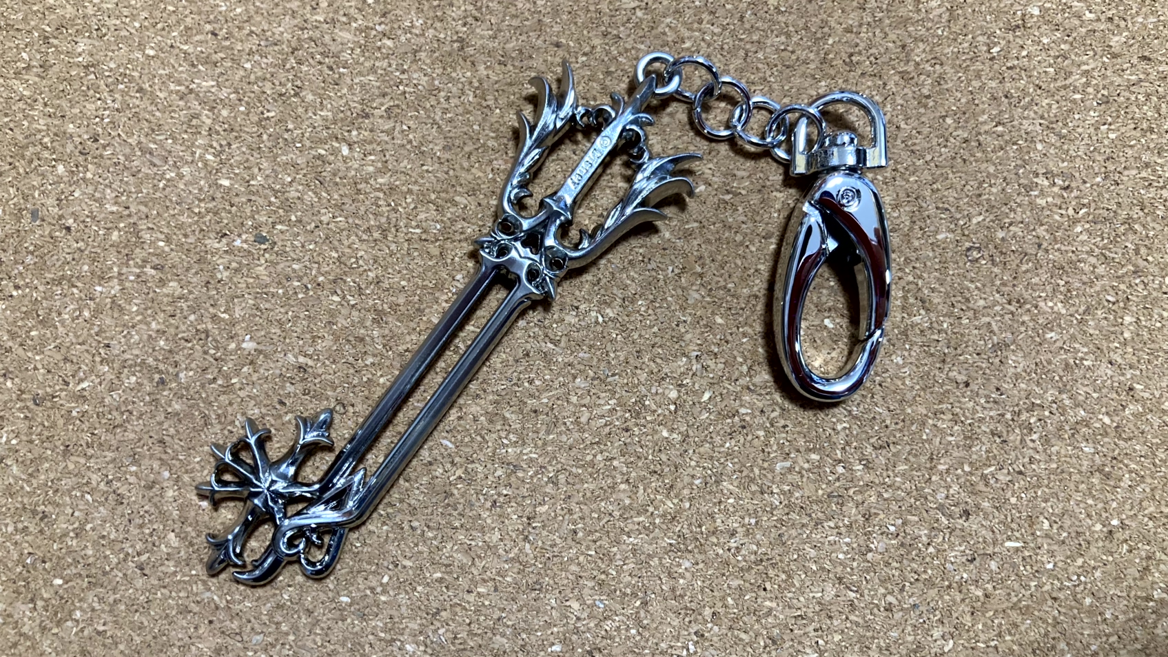 約束のお守り を買った（ キーブレード の キーホルダー ） - ふぃぎゅ