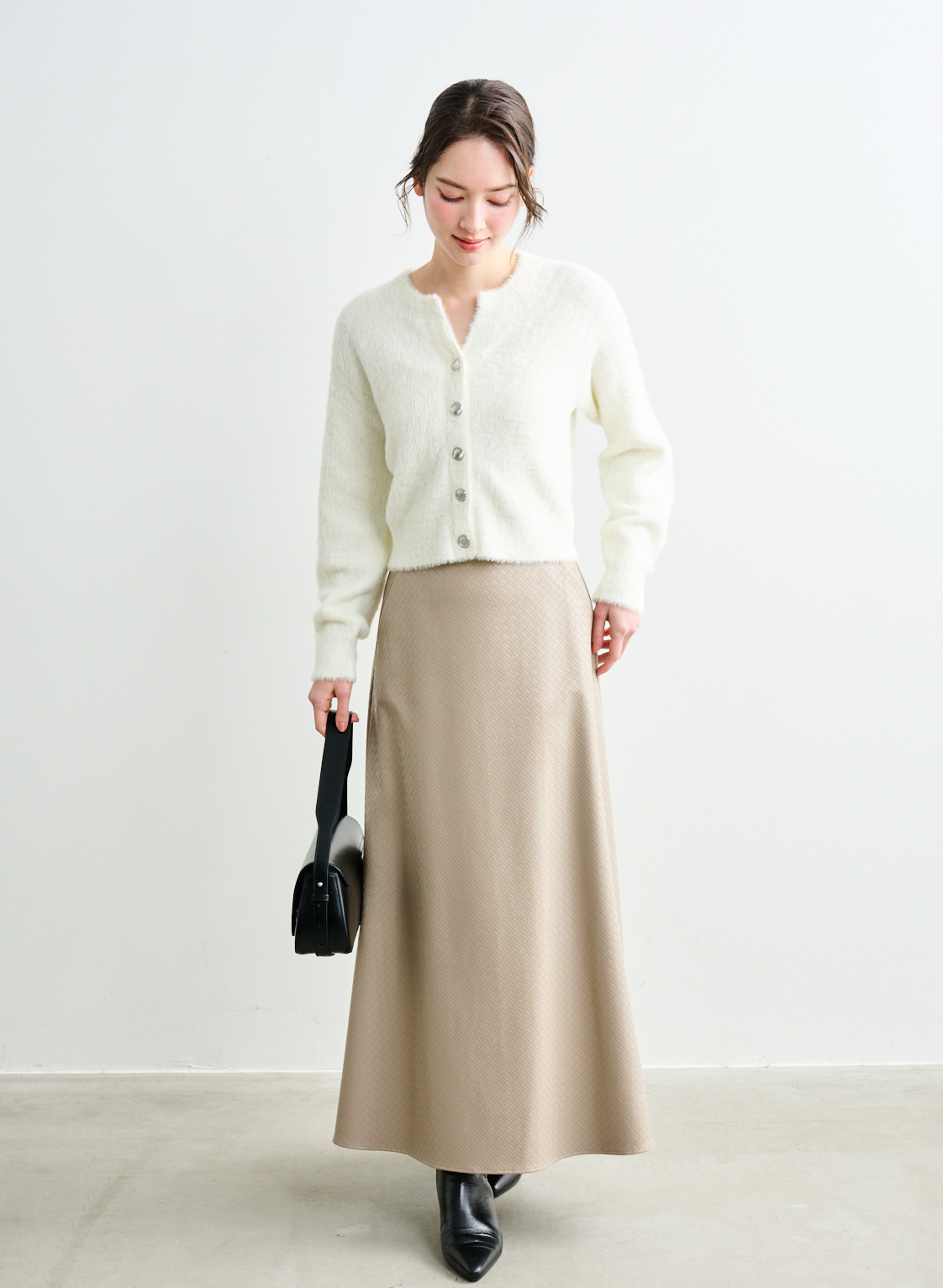 エンボスフレアスカート｜LOUNIE（ルーニィ）公式サイト／公式