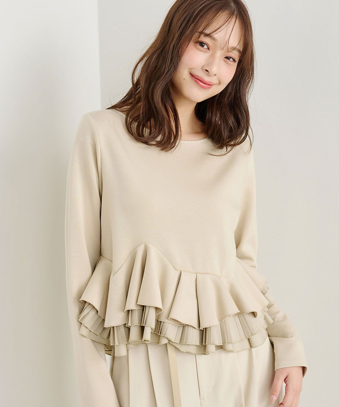 愛され名品】ランダムフリルペプラムトップス｜PETAL ONLINE（ペタル