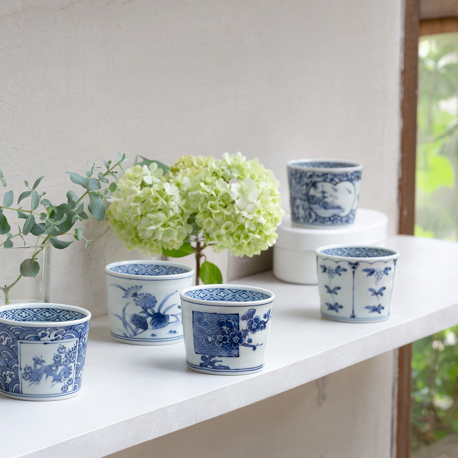 高山｜割草花 手彫そば猪口｜西海陶器 | SAIKAI B-SHOP｜西海陶器