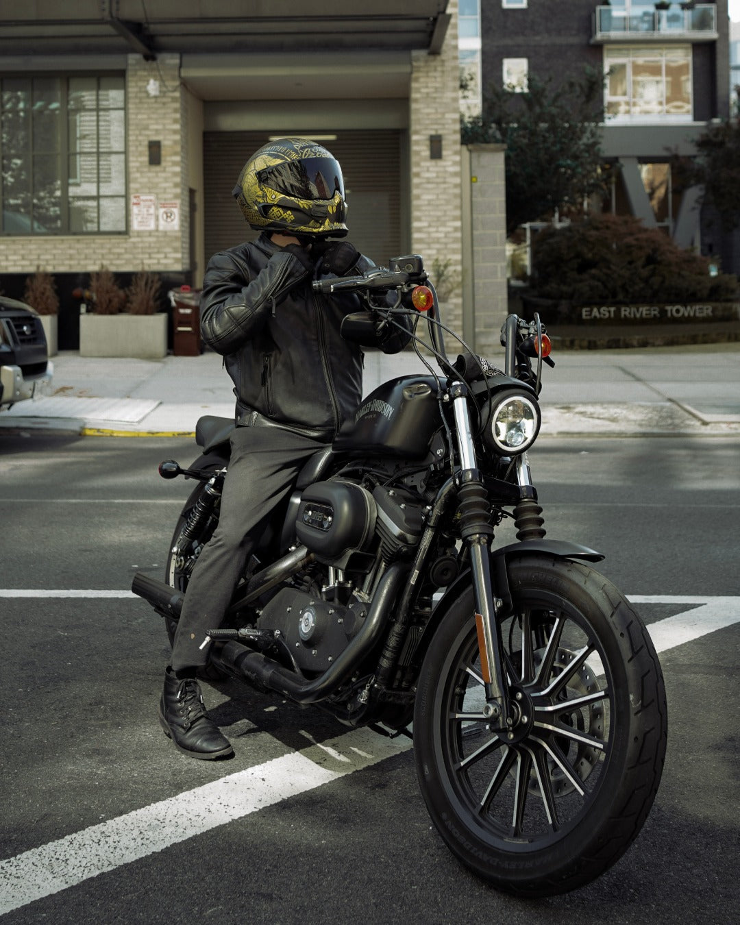 Asphalt - Unisex Motorcycle Short Leather Chaps