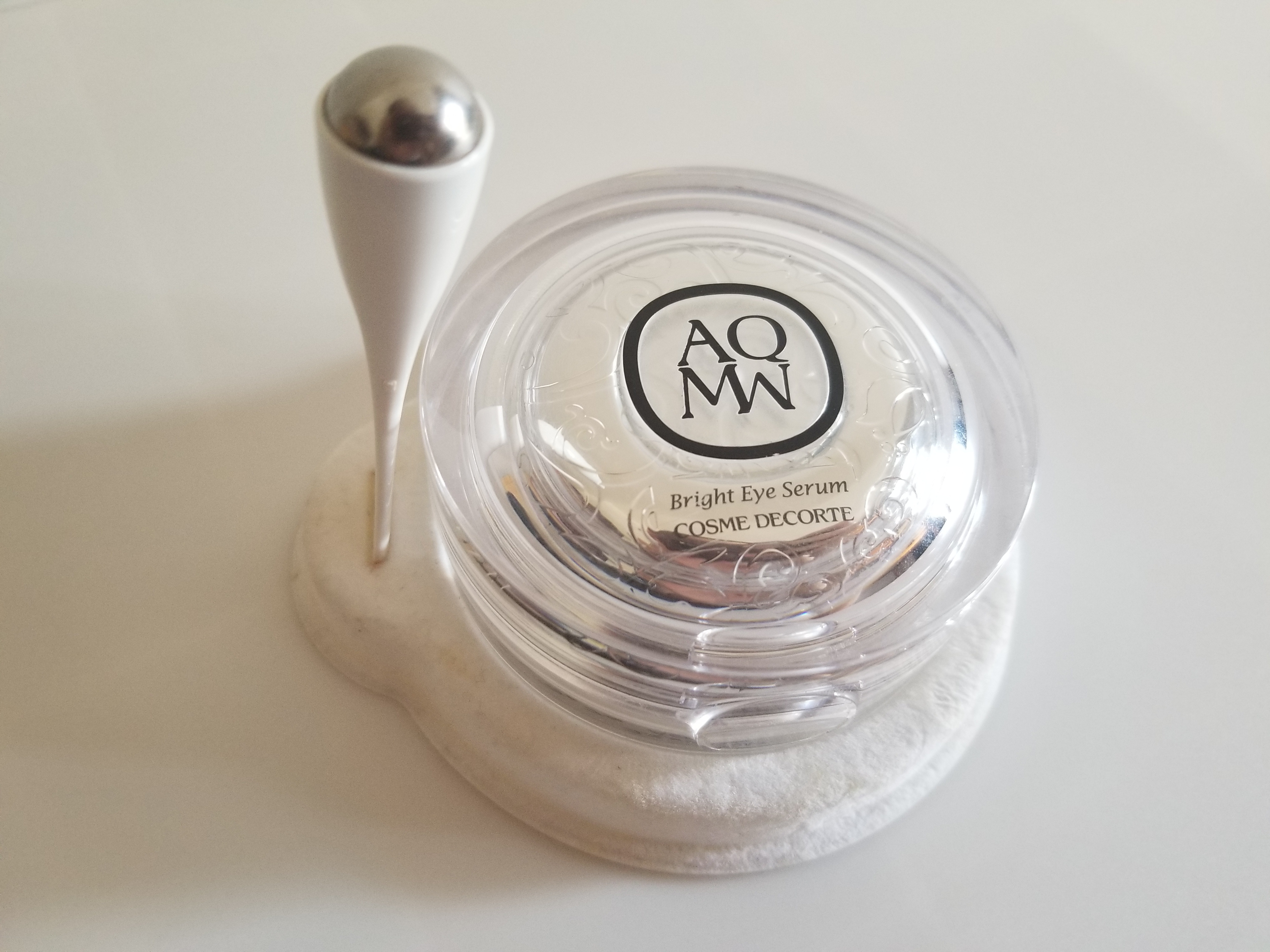 コスメデコルテ / AQ MW ブライト アイセラムの公式商品情報｜美容