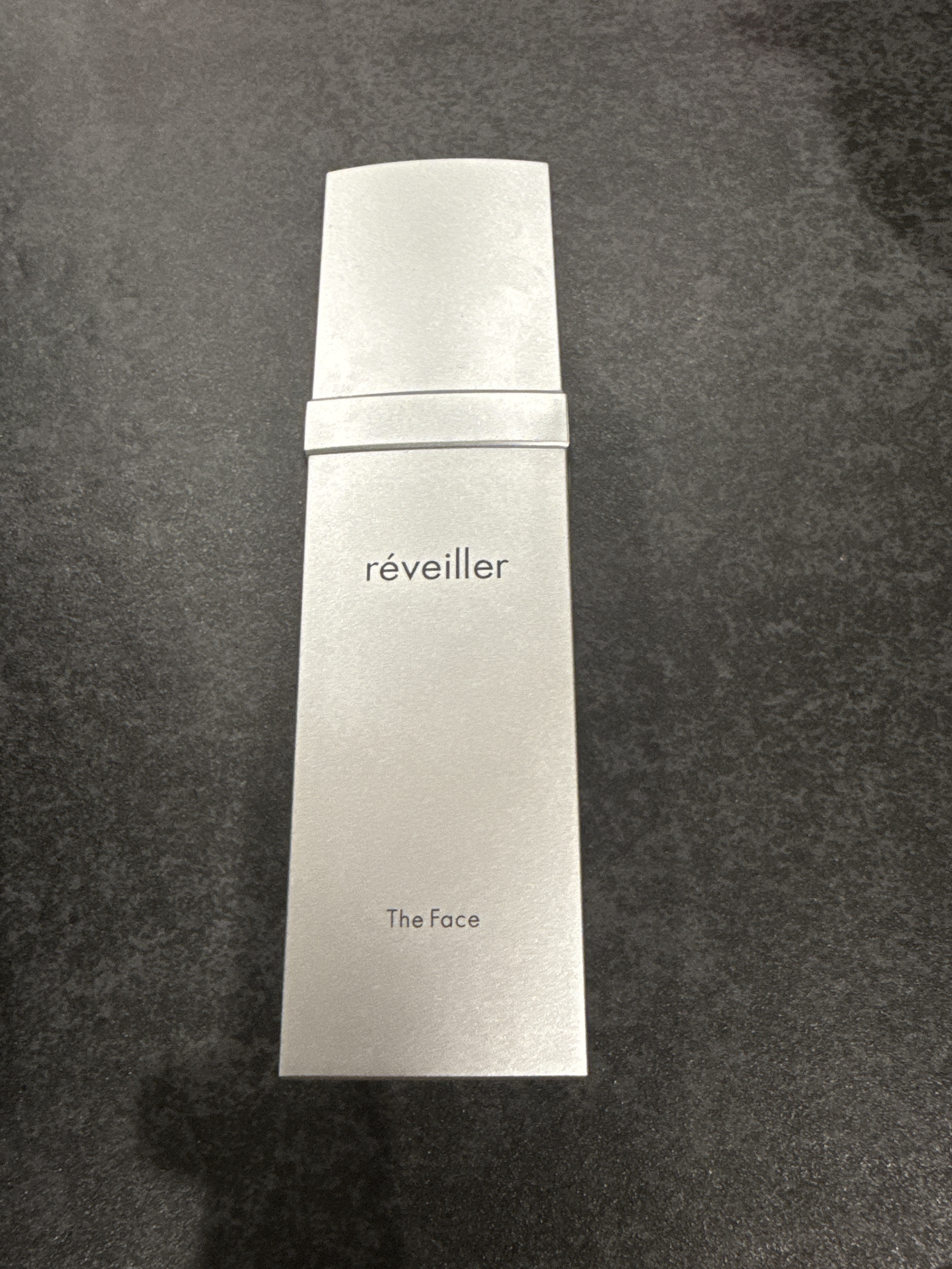 reveiller（レヴェイエ） / The Face（ザ フェイス）の公式商品情報