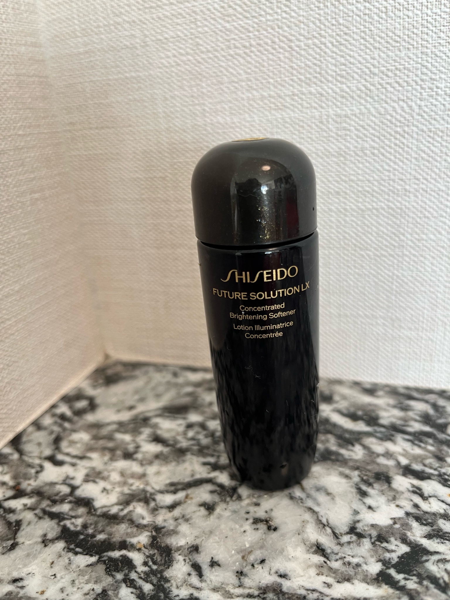 SHISEIDO / フューチャーソリューション LX コンセントレイティッド