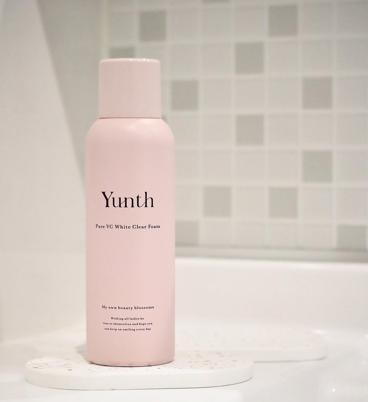 Yunth / 生VCホワイトクリアフォームの公式商品情報｜美容・化粧品情報