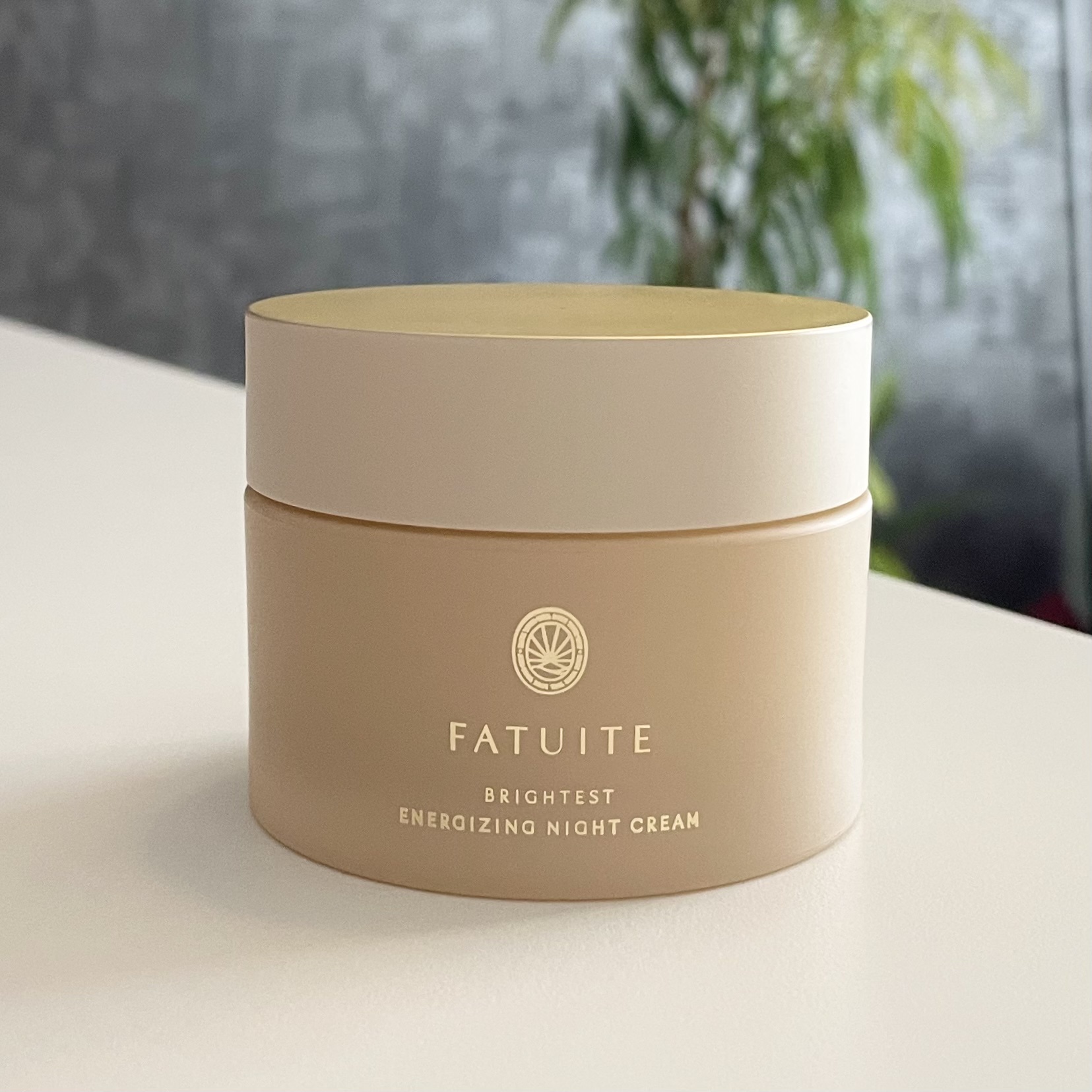 FATUITE / ブライテスト エナジャイジングナイトクリーム 50gの公式