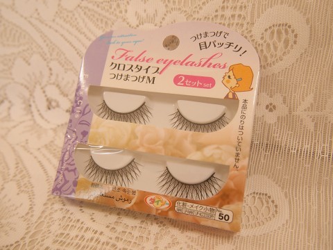 ダイソー / つけまつげ 2セットの公式商品情報｜美容・化粧品情報は