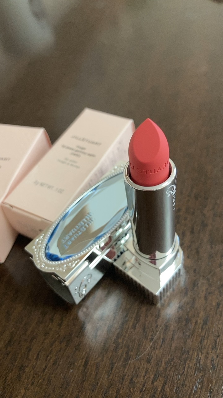 ジルスチュアート / ルージュ リップジュエル ジェミーサテンの公式