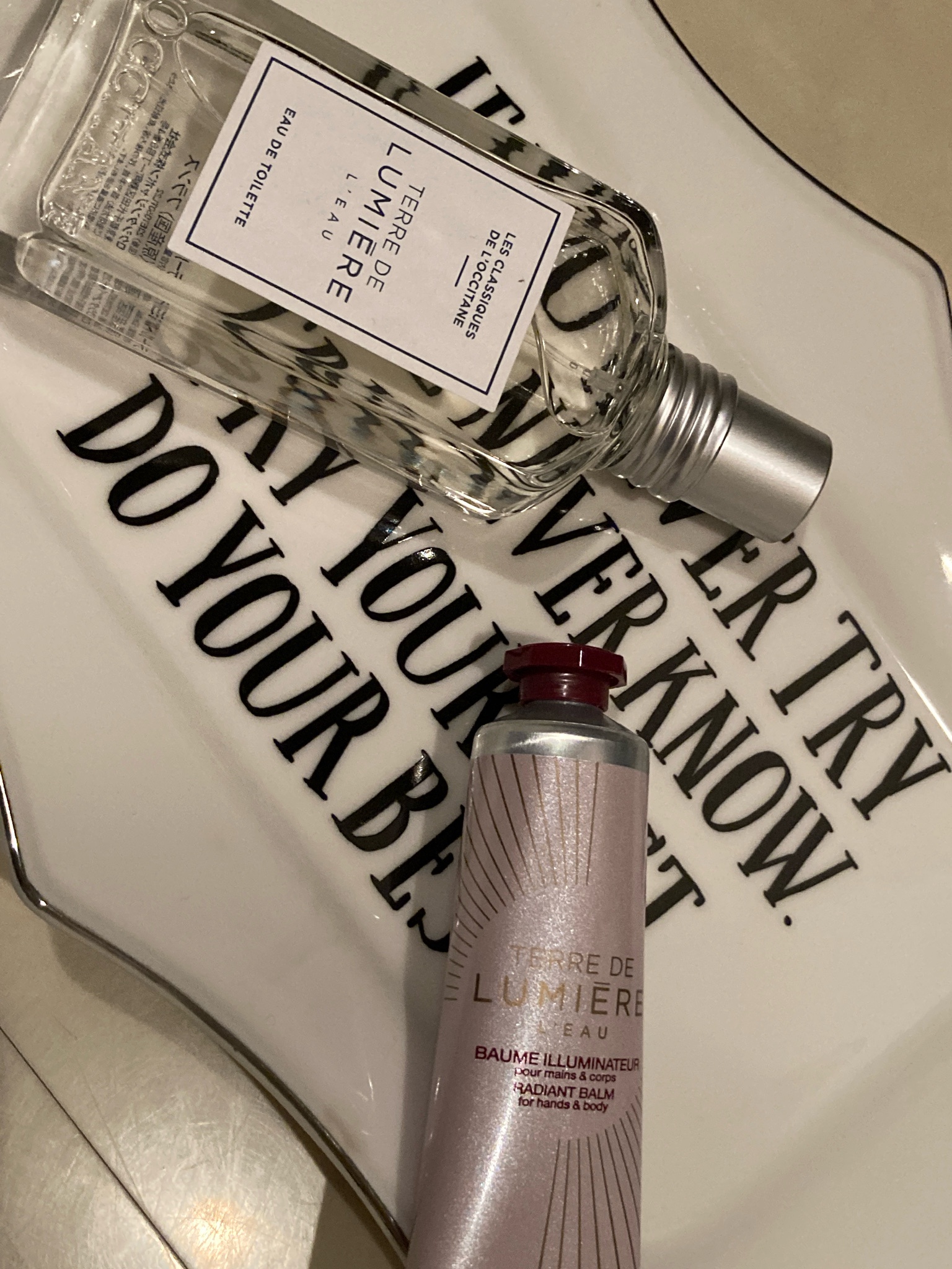 ロクシタン / テール ド ルミエール オードトワレの公式商品情報｜美容