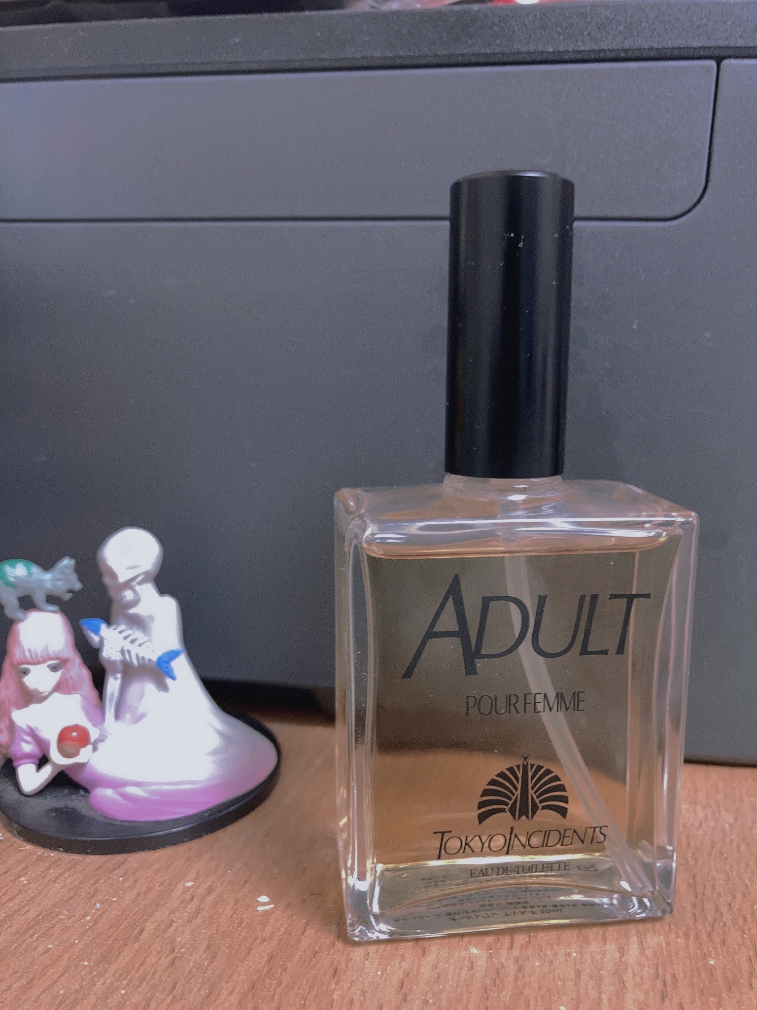 東京事変 / ADULT POUR FEMMEの商品情報｜美容・化粧品情報はアットコスメ