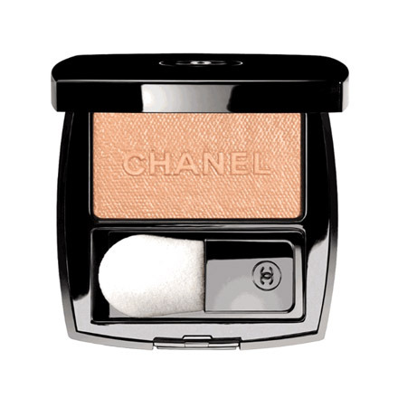 シャネル / プードゥル ルミエール ナクレの公式商品情報｜美容