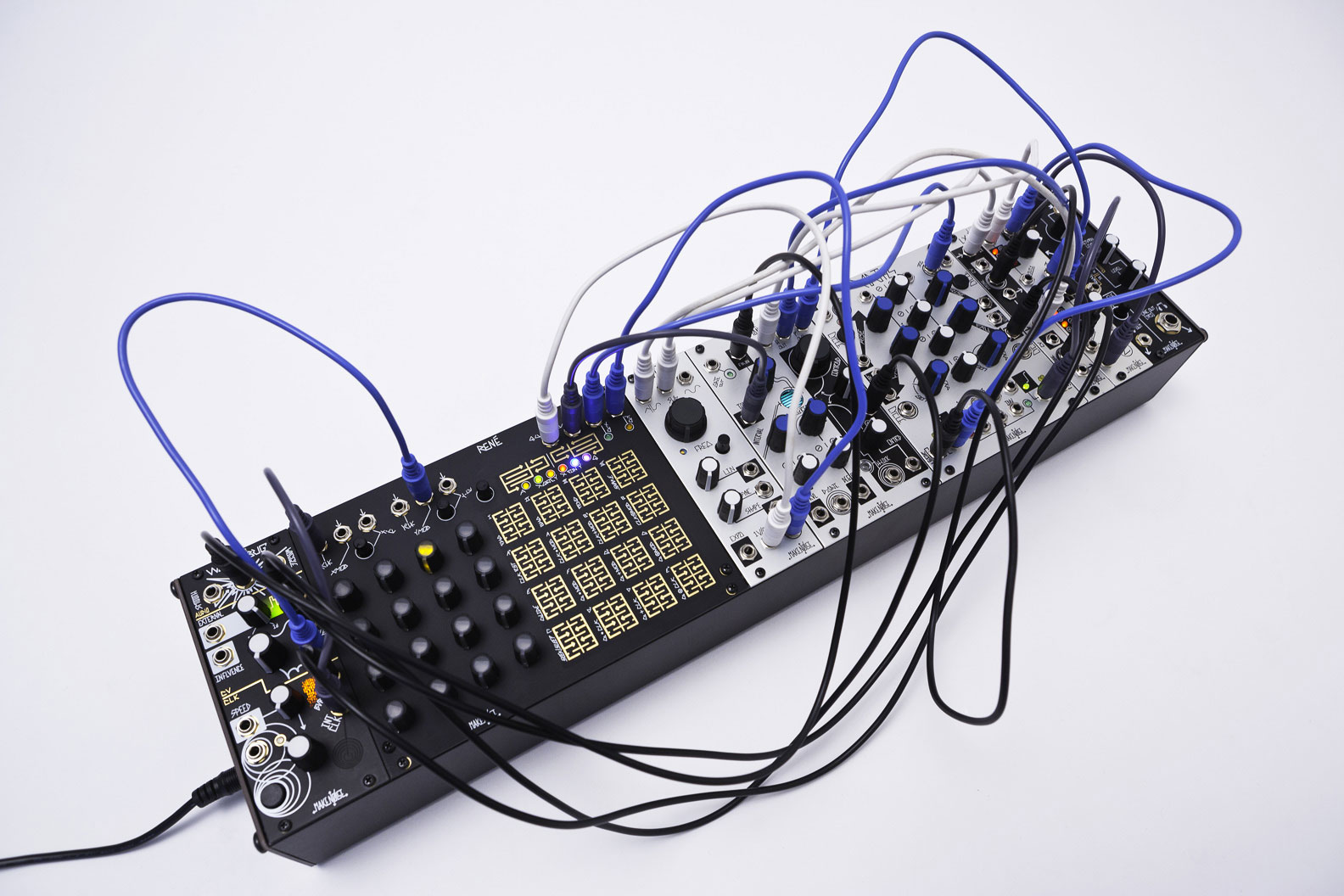 Make Noise セミモジュラーシンセ 3段スタンド 3DWaves 2-Tier Make