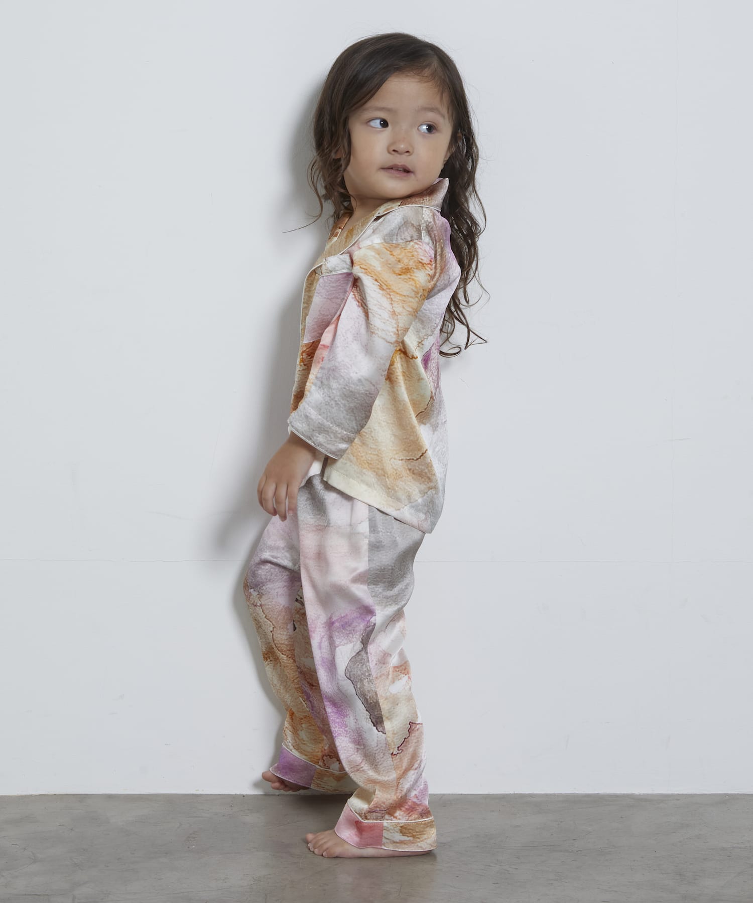 キッズ］シルクパジャマ オレンジ セット