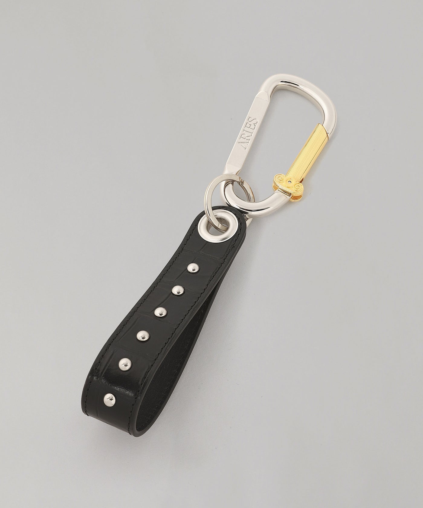 Croc Studded Column Carabiner Keychain ｜アリーズ(Aries)｜Forget