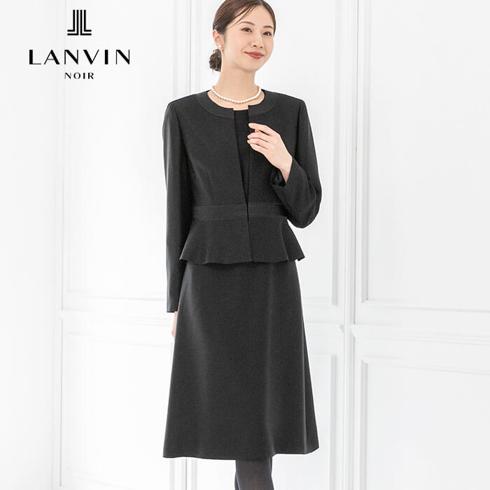 艶感が美しいアンサンブル 7号・ブラック｜東京ソワールオンラインストア