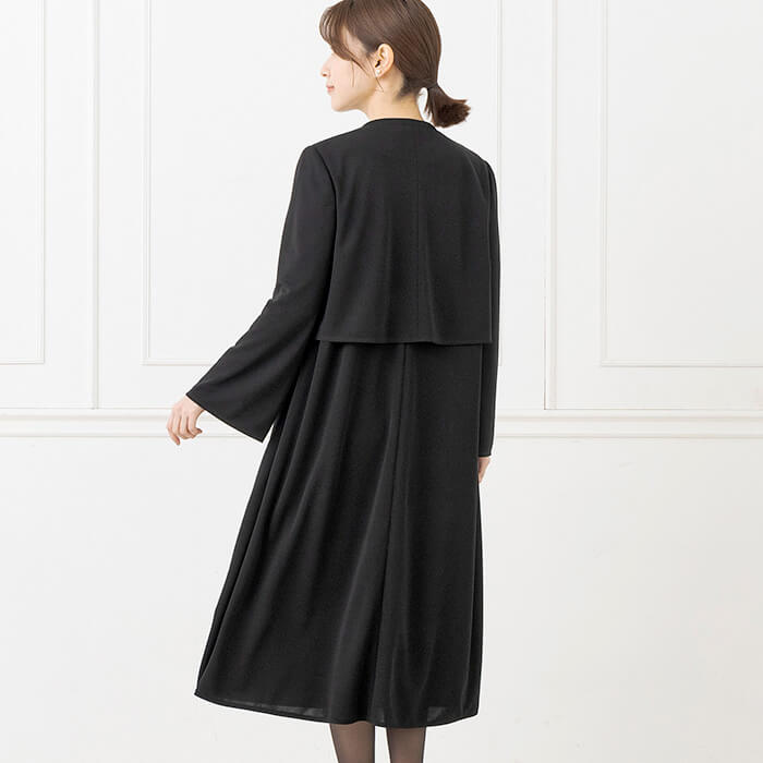 前開きで楽に着られるフォーマル 5号・ブラック｜東京ソワール