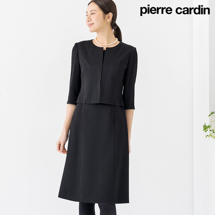 モダンなオフショールカラーのアンサンブル 13号・ブラック｜東京