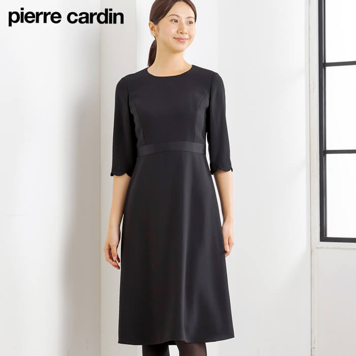 リボンブローチ付きアンサンブル 9号・ブラック｜東京ソワール