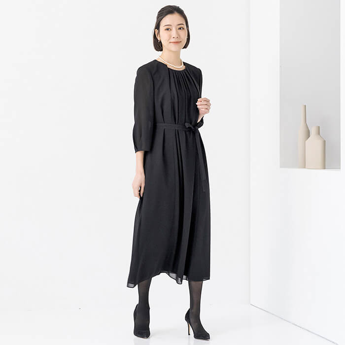 リボン付き前開きロングワンピース 7号・ブラック｜東京ソワール