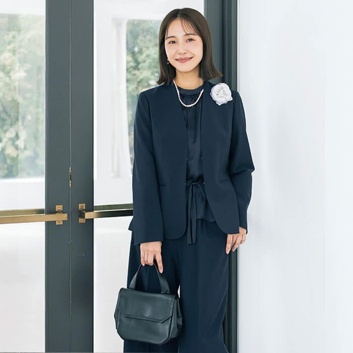 洗える｜大人の頼れるパンツスーツ 7号・ネイビー｜東京ソワール