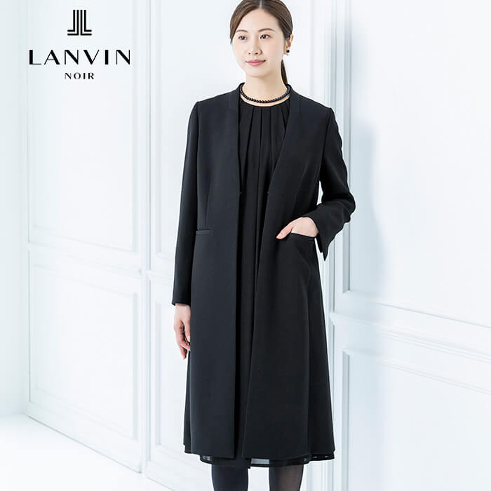 サテンアクセントを加えたロングジャケット 9号・ブラック｜東京