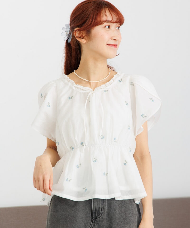 10%OFF】twinkle embroidery blouse～ﾄｩｲﾝｸﾙｴﾝﾌﾞﾛｲﾀﾞﾘｰﾌﾞﾗｳｽ | flower
