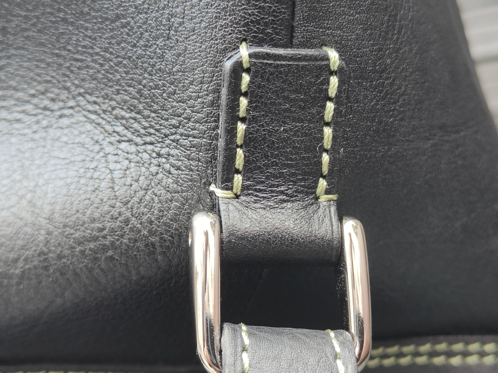 フラボナトートを使って秋冬のコーディネートを組んでみた