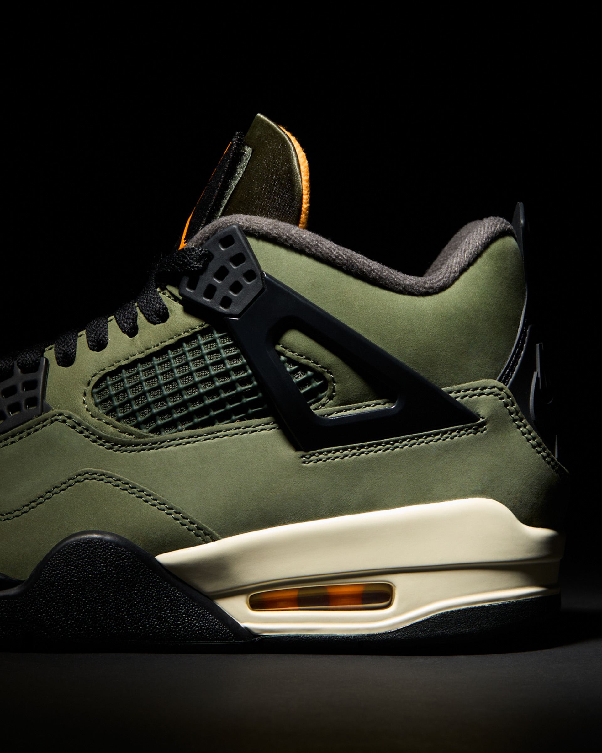 UNDEFEATED x Air Jordan 4」が8月3日(日)登場 ｜ FLY BASKETBALL