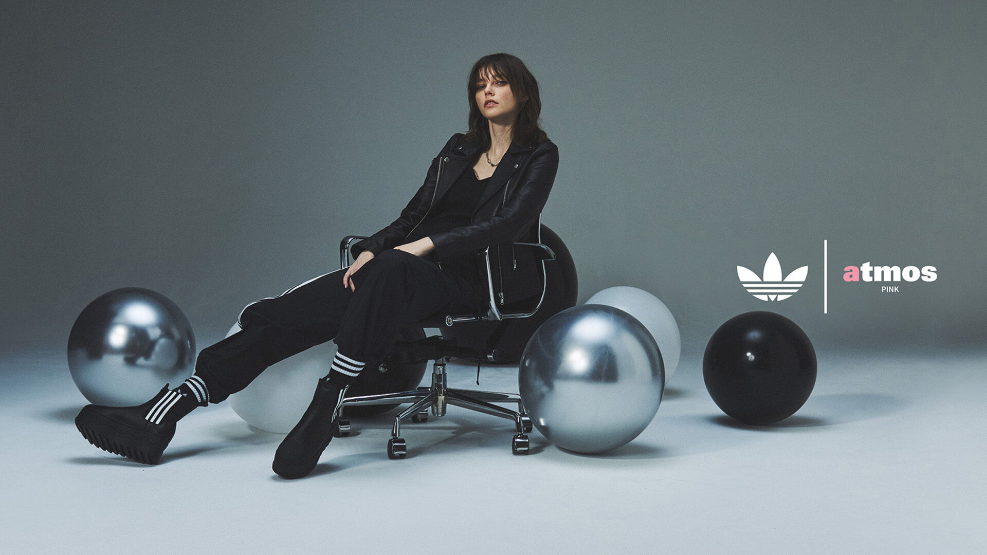 atmos pinkからadidas Originalsとの新作コラボモデル『SUPERSTAR PF