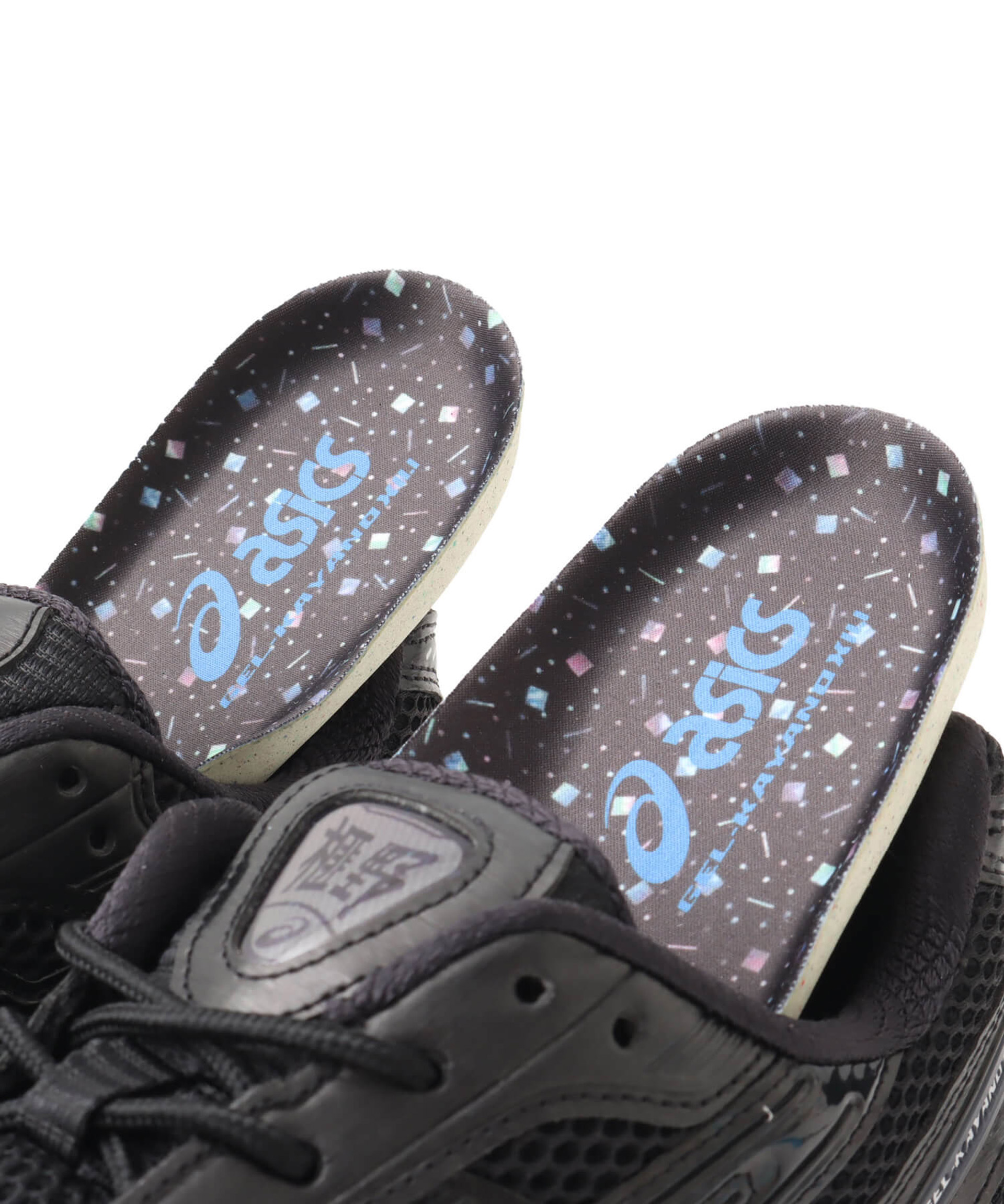 atmosからASICS SportStyle「GEL-KAYANO12.1 」”RADEN(螺鈿)”が2月13日