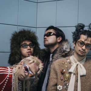 King Gnu、新曲『TWILIGHT!!!』のジャケット写真を解禁！＆最新